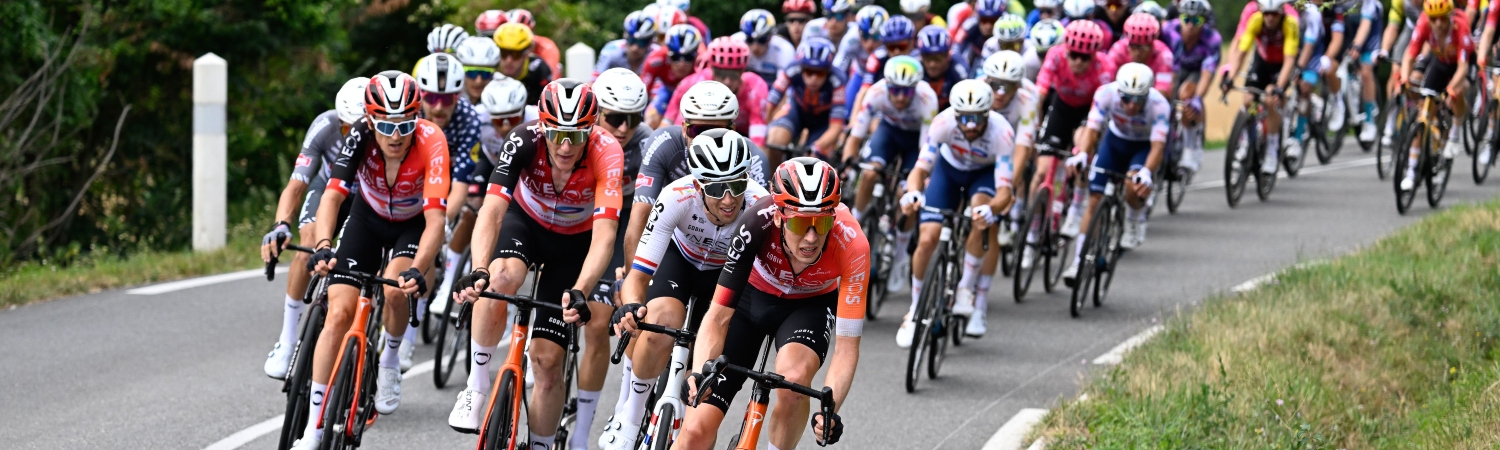 Competencia intensa en el Tour de Francia 2025