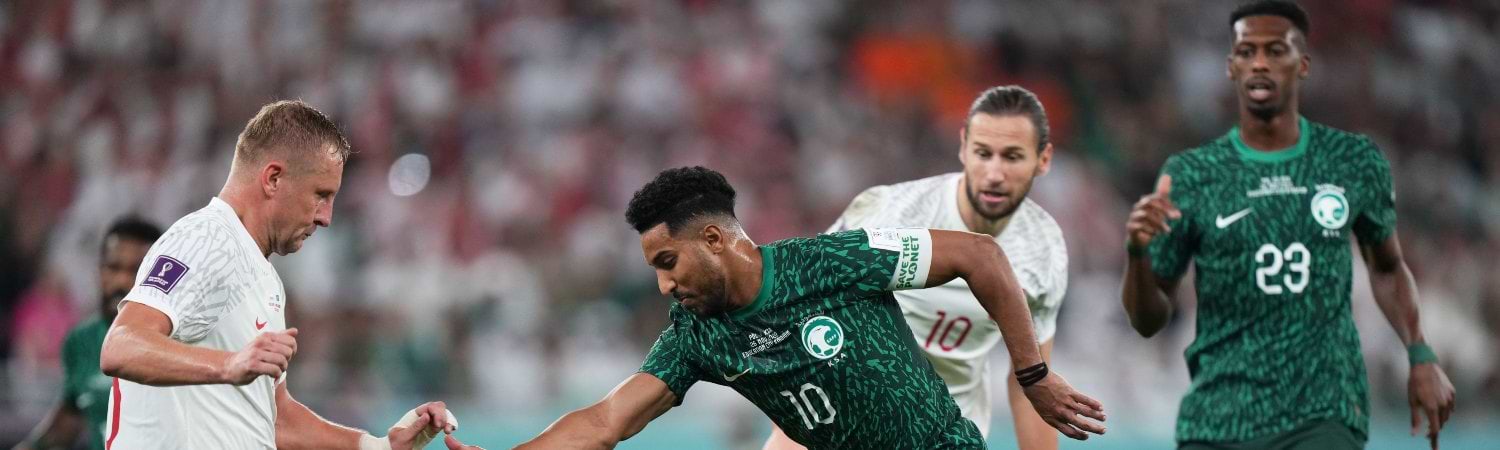 arabia Saudí FC en un partido ficha jugadores colombianos