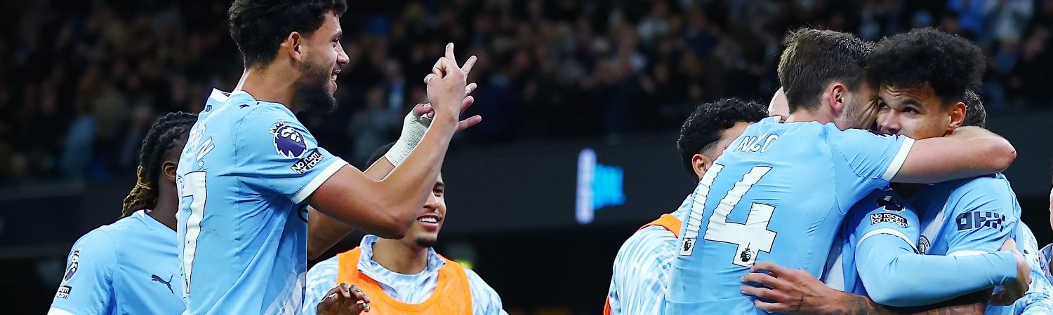 Manchester celebrando gol de campo