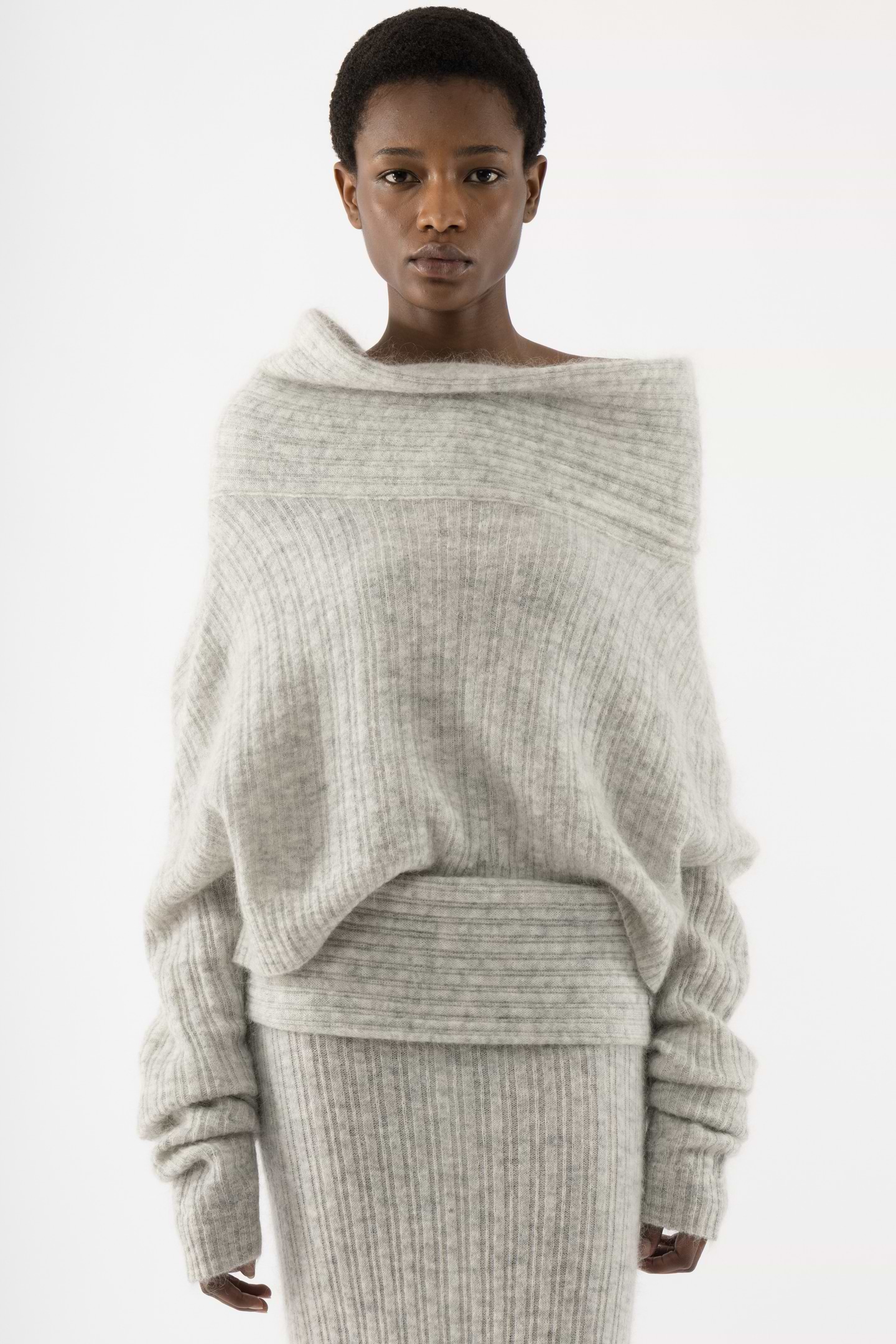 Cloud Sweater - Arakii