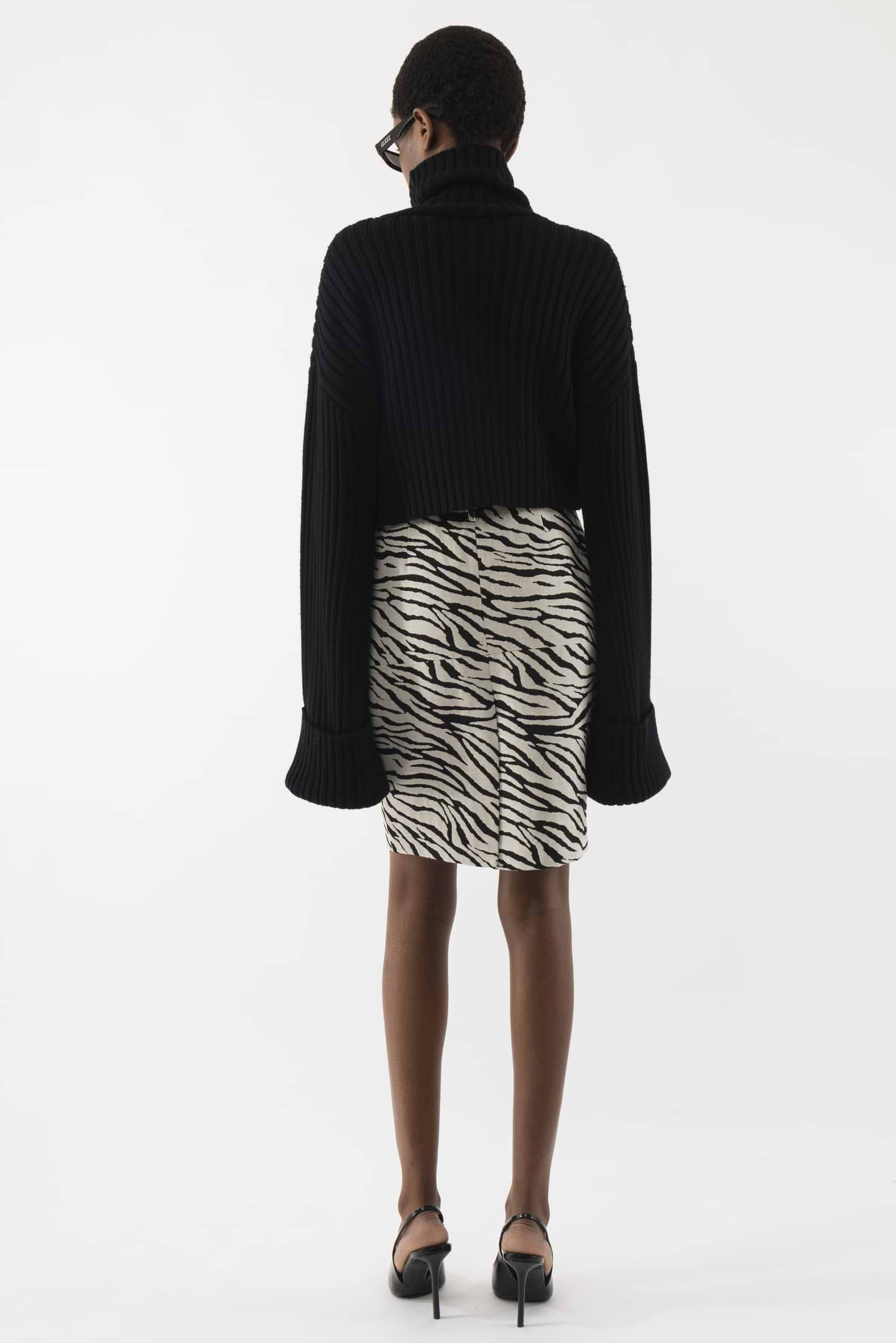 Zebra Jaquard Skirt - Arakii
