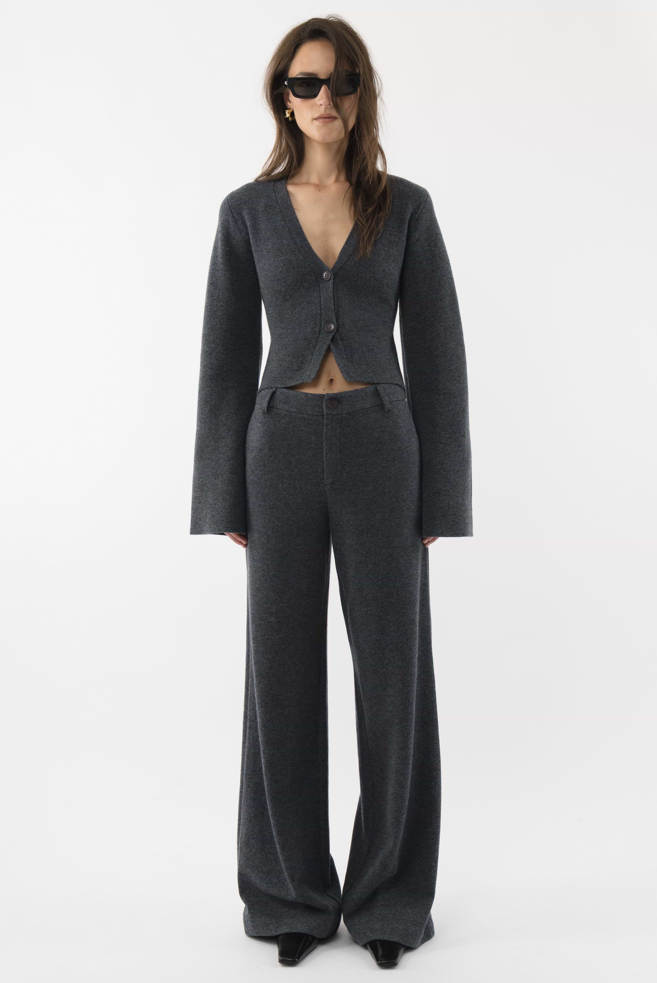 Knitted Peplum Turtleneck - Arakii
