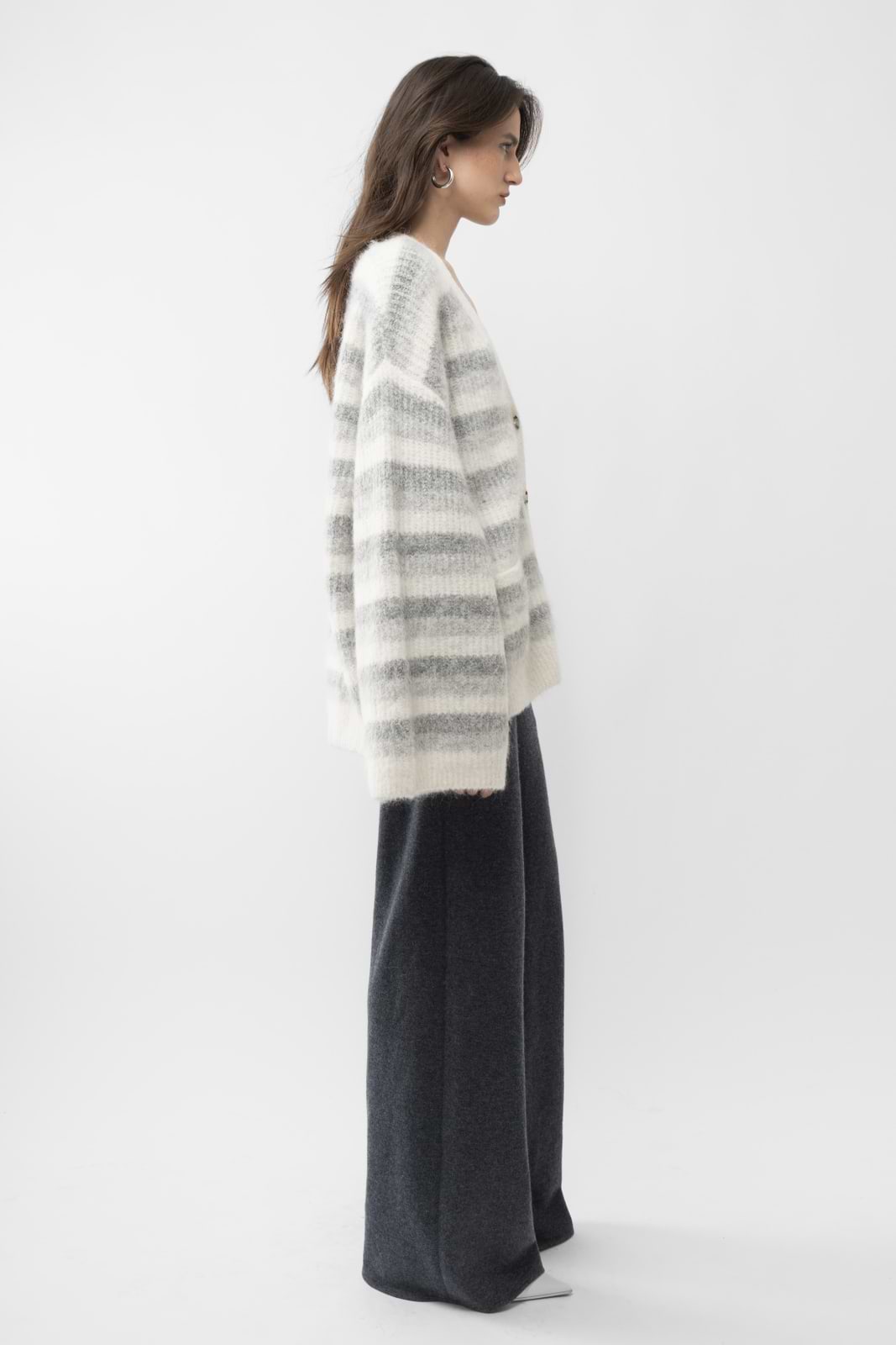 Knitted Oversize Cardigan - Arakii