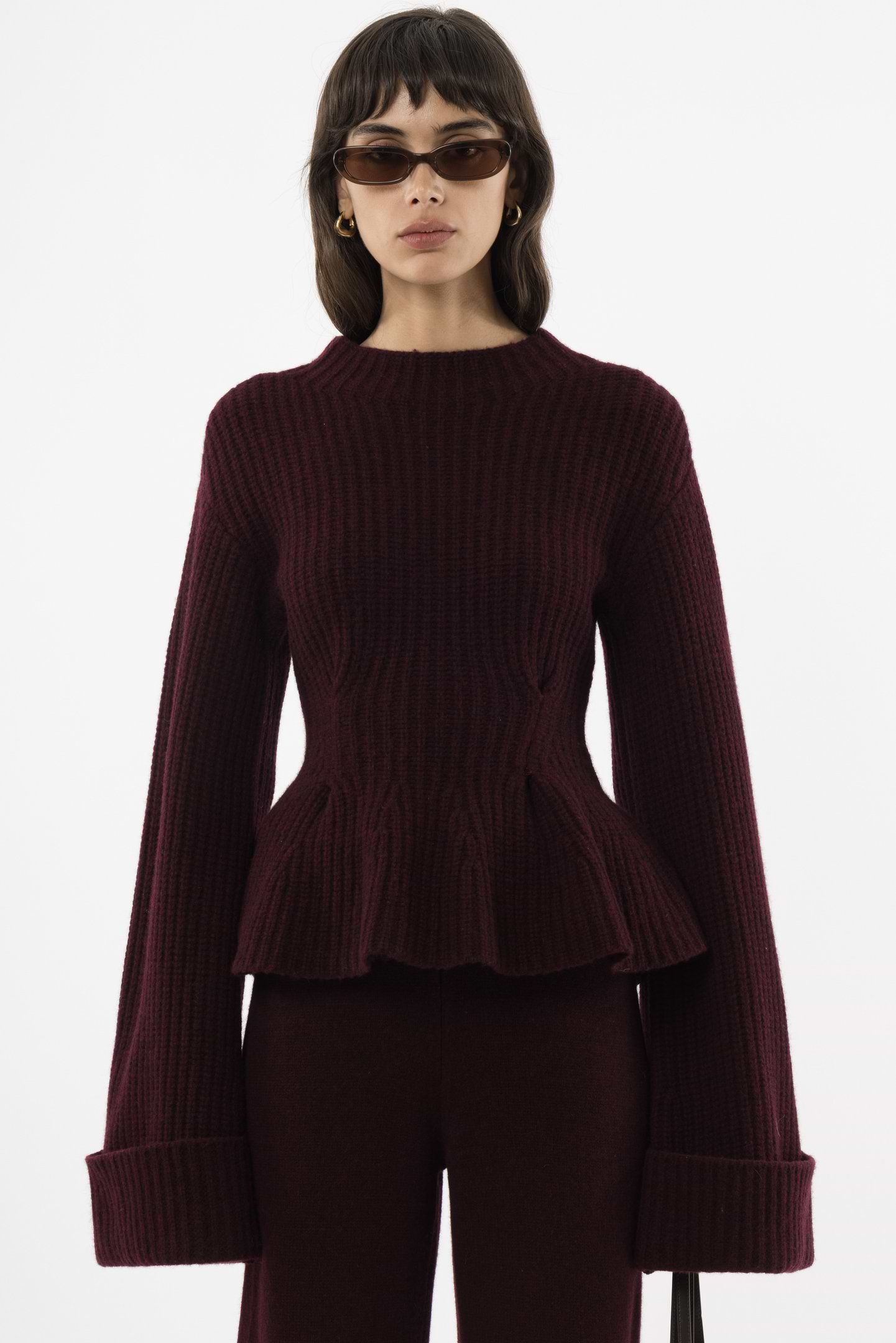 Heavy Knitted Peplum Turtleneck - Arakii