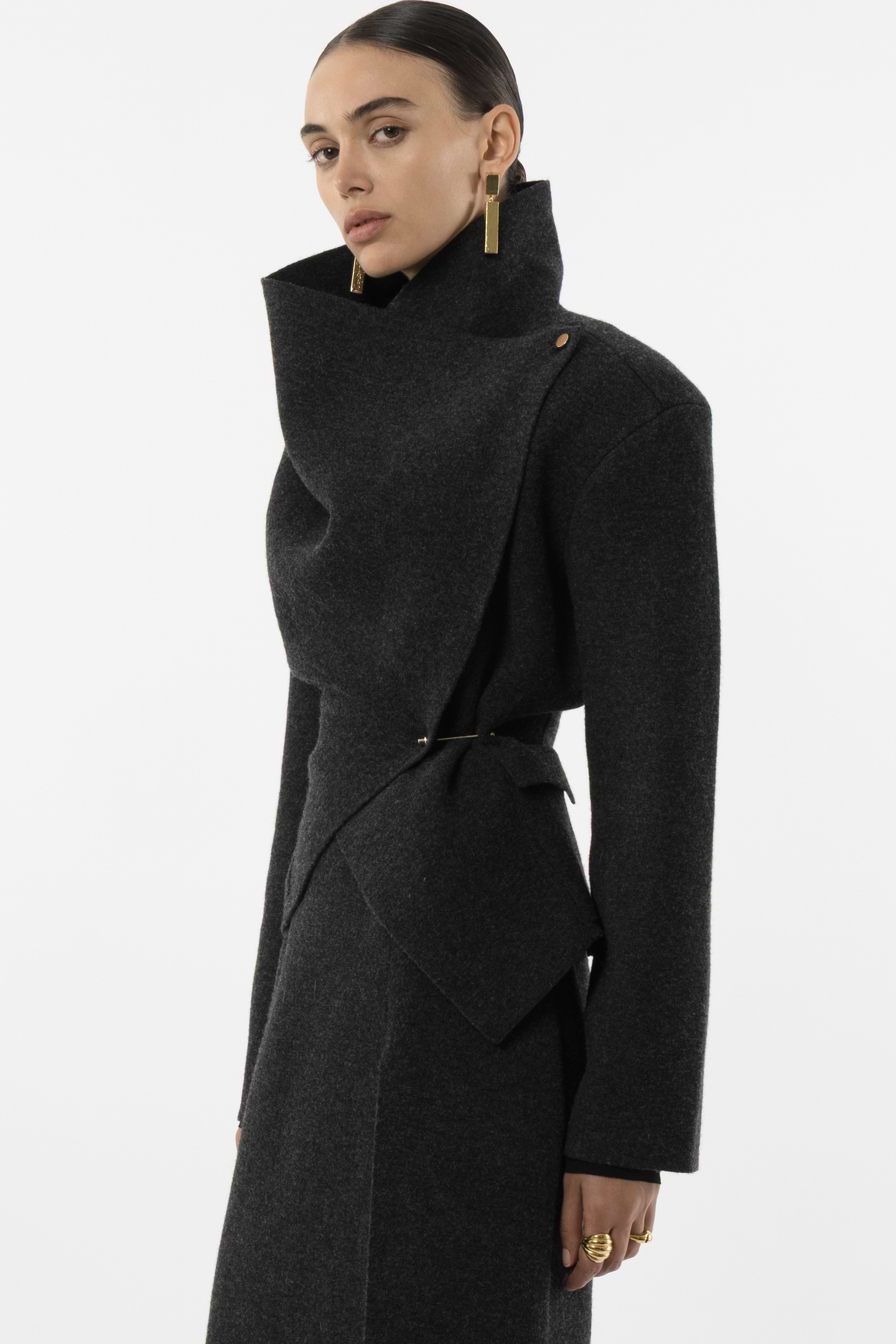 アッキー Asymmetric Pin Blazer - Arakii