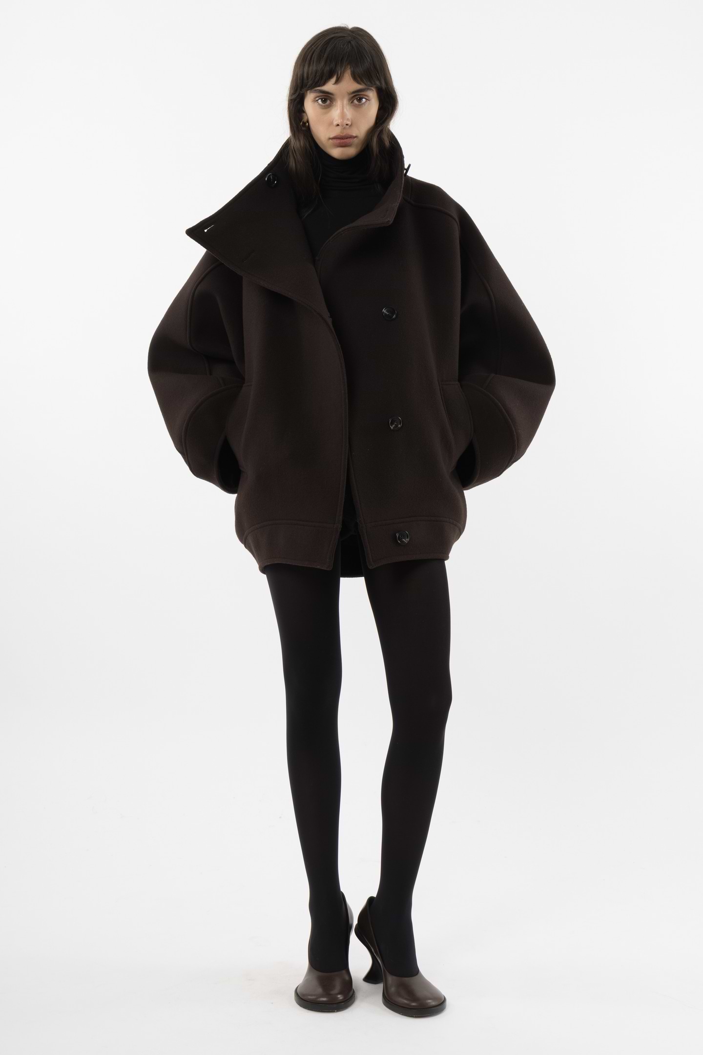 Voluminous Wool Jacket - Arakii