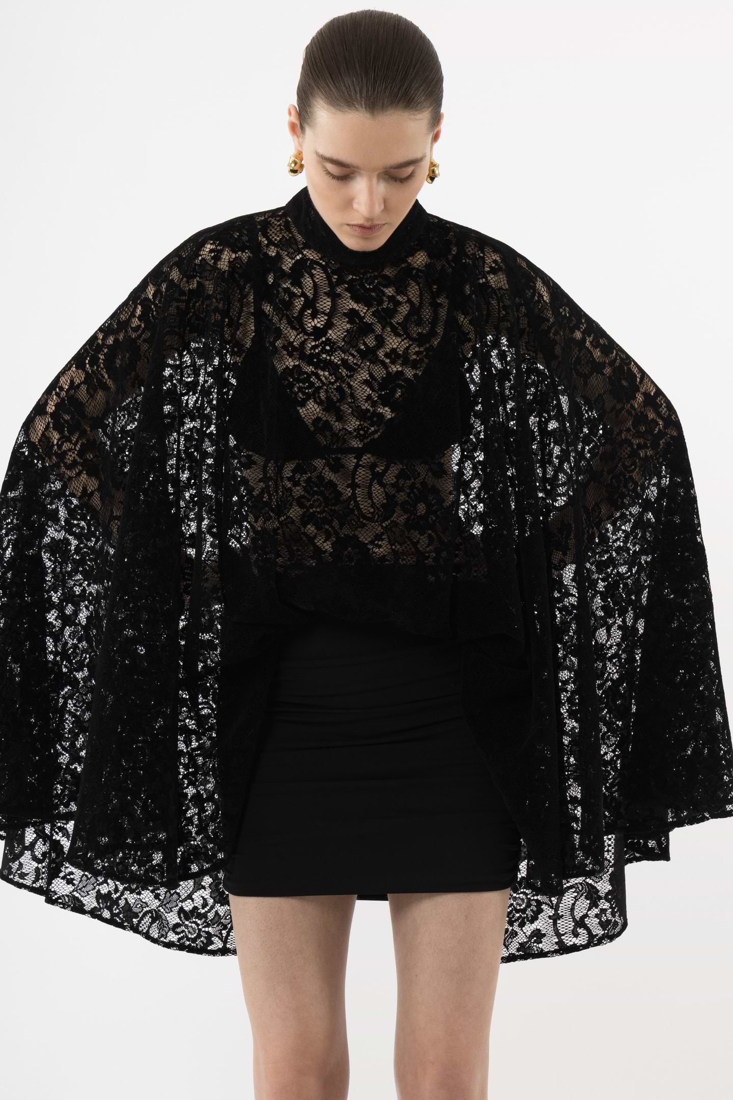 Velvet Lace Mini Dress - Arakii
