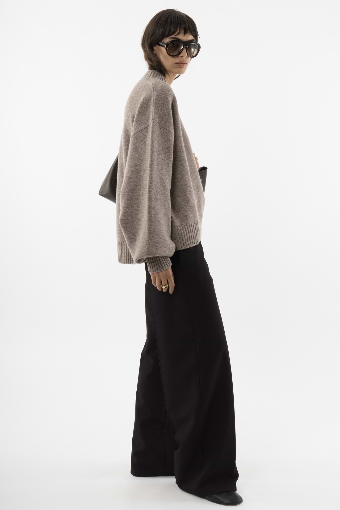 Knitted Sweater - Arakii