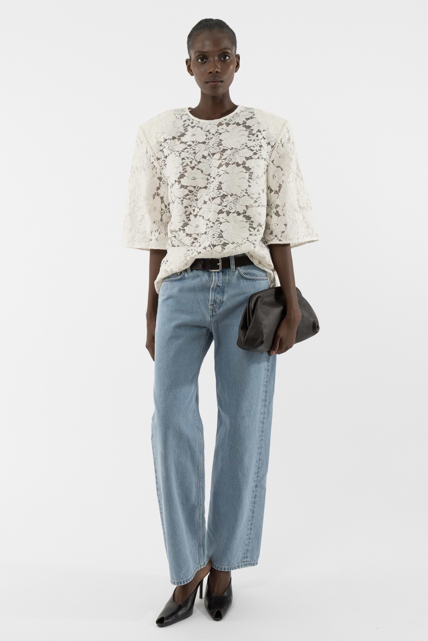 Velvet Lace T-shirt - Arakii