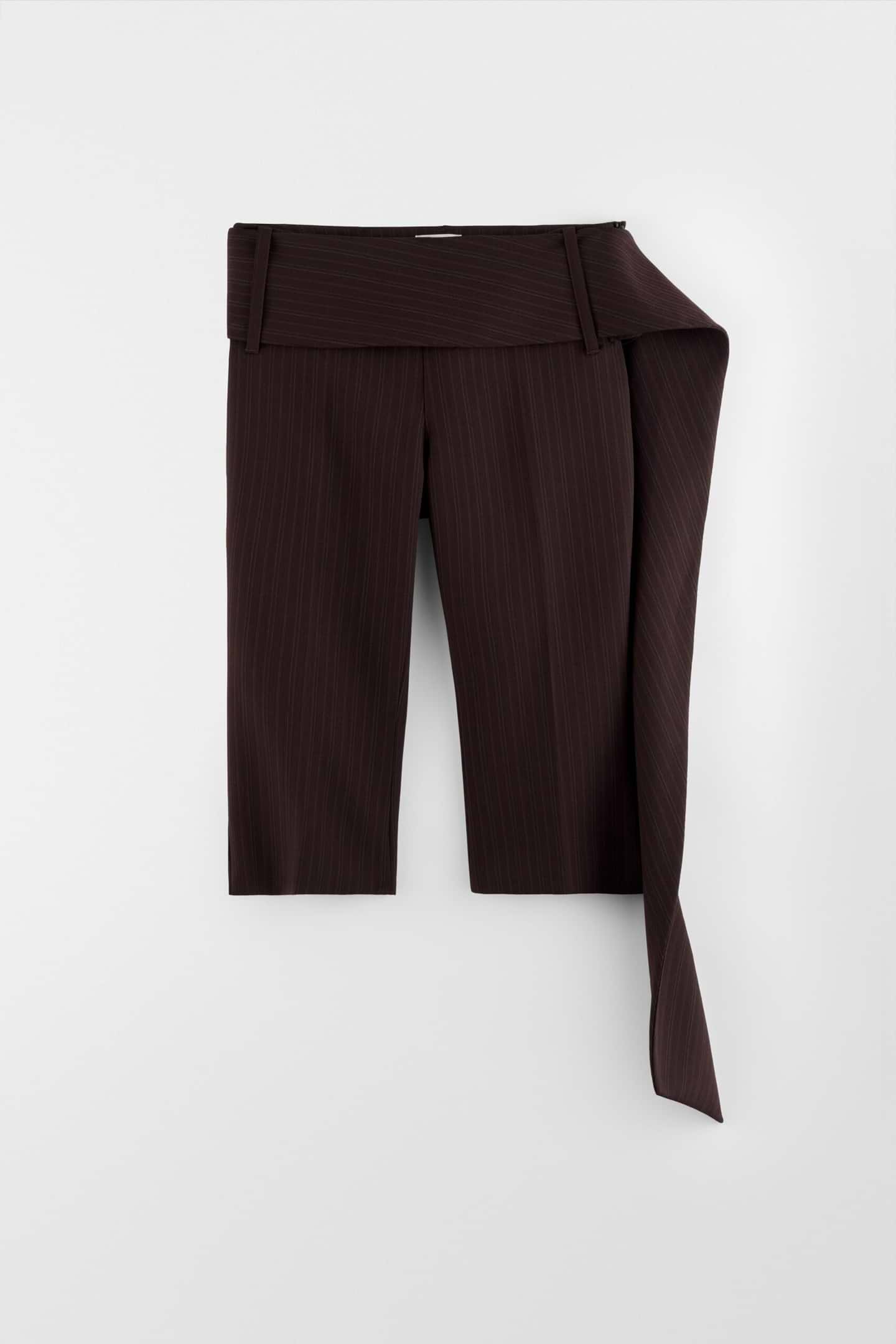 Wide Belted Capri Pants