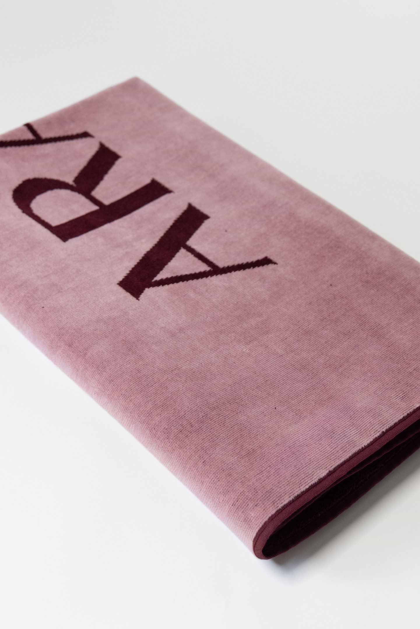 Arakii Towel