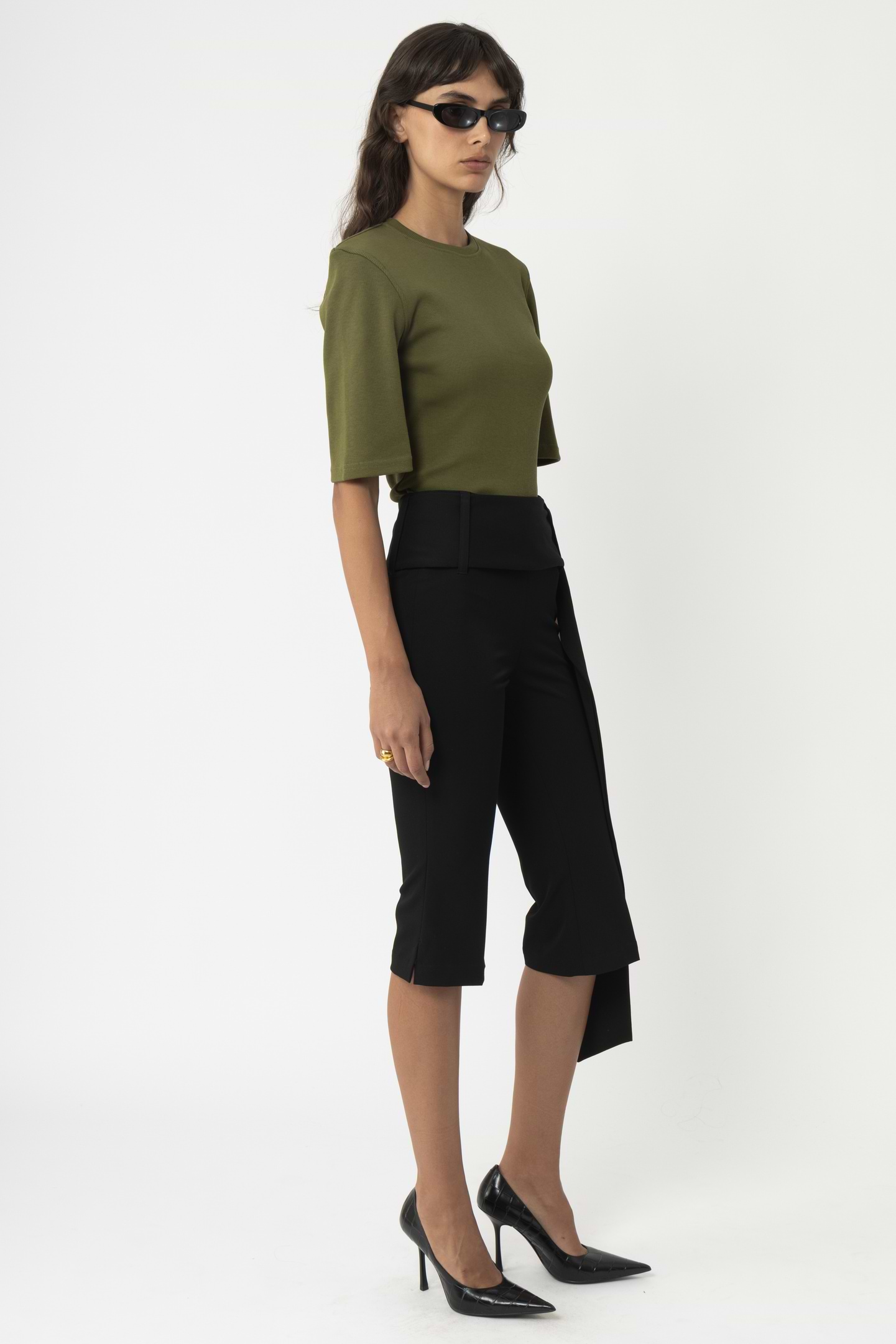 Structured Shoulder T-shirt