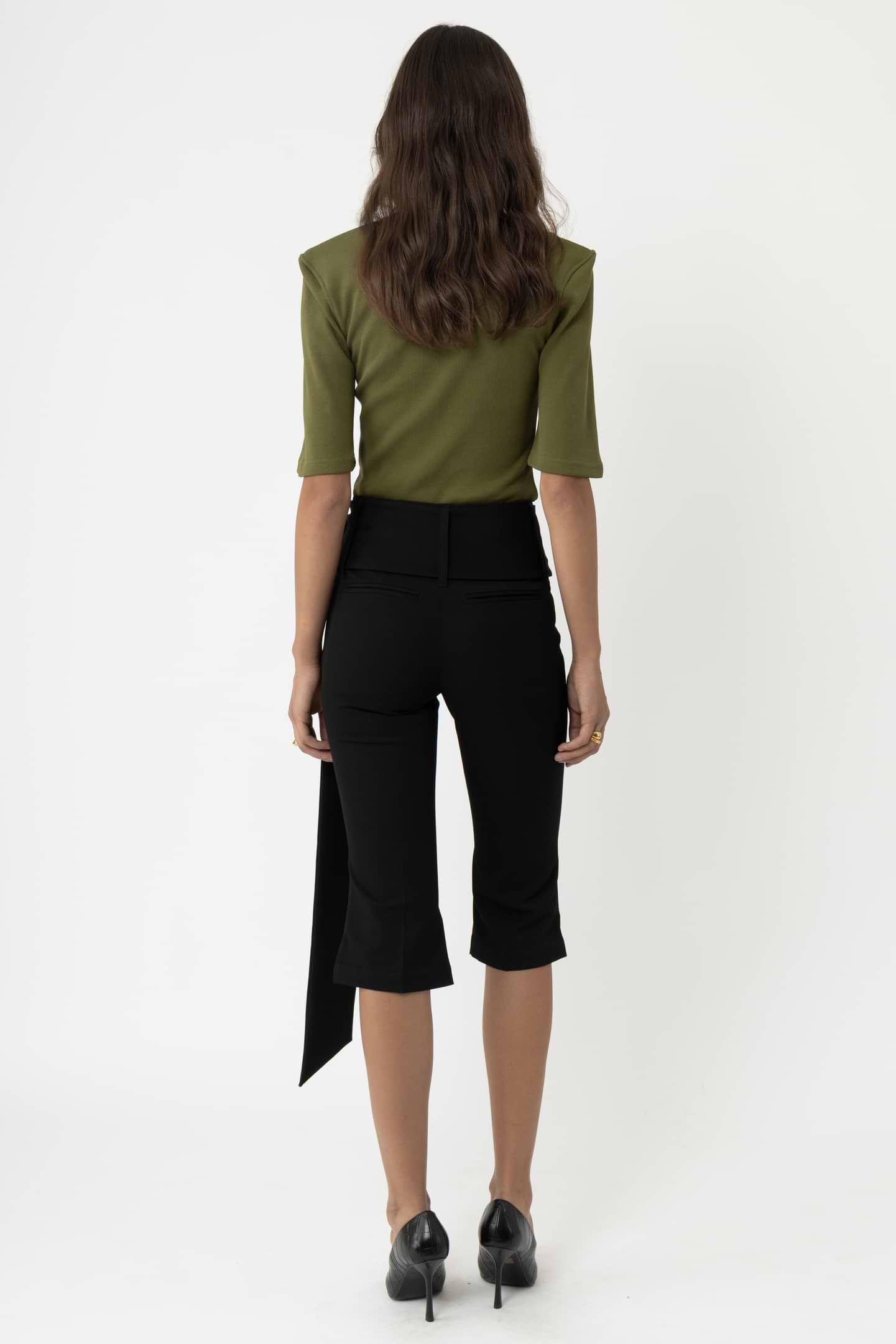 Structured Shoulder T-shirt