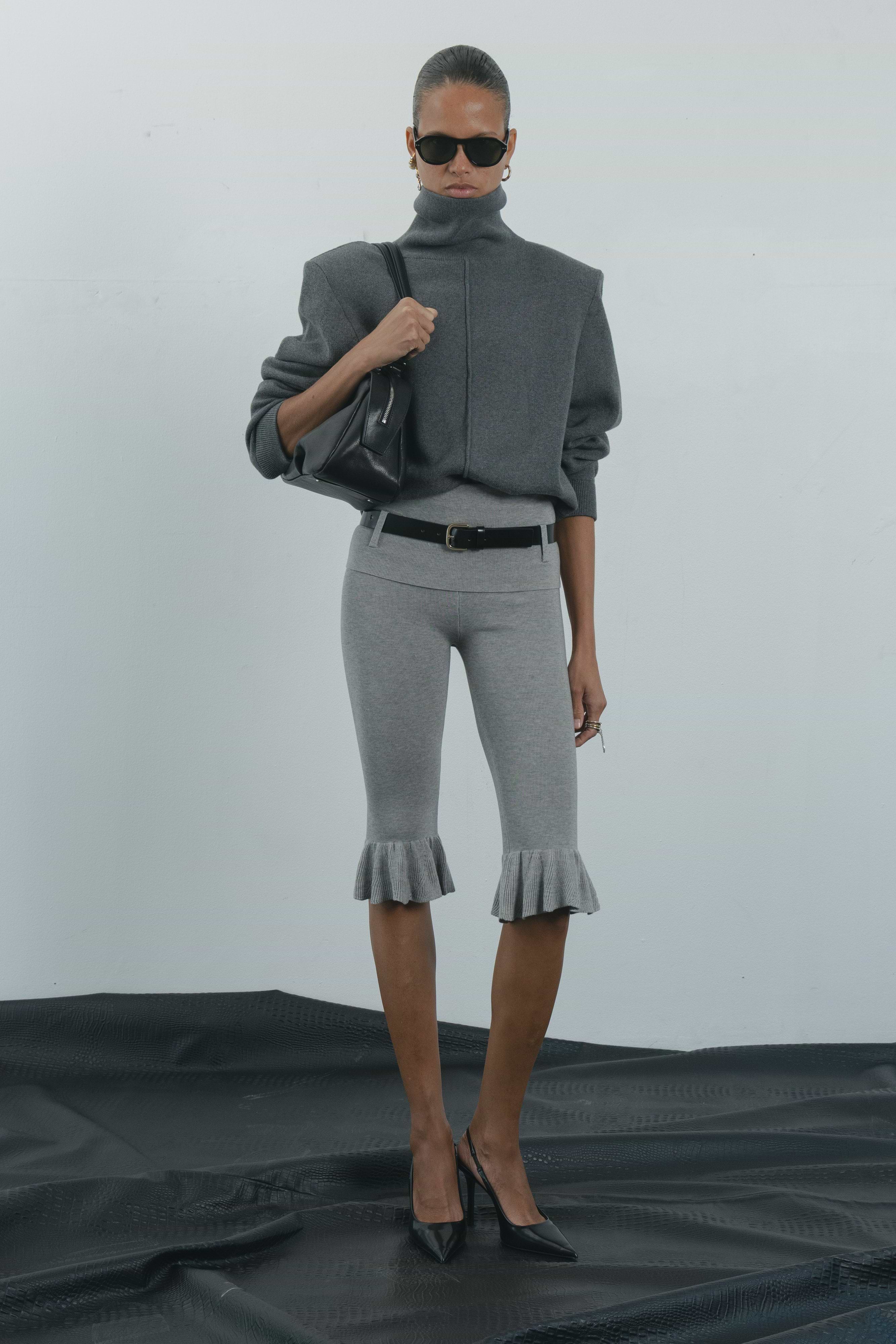Frill Edge Tights