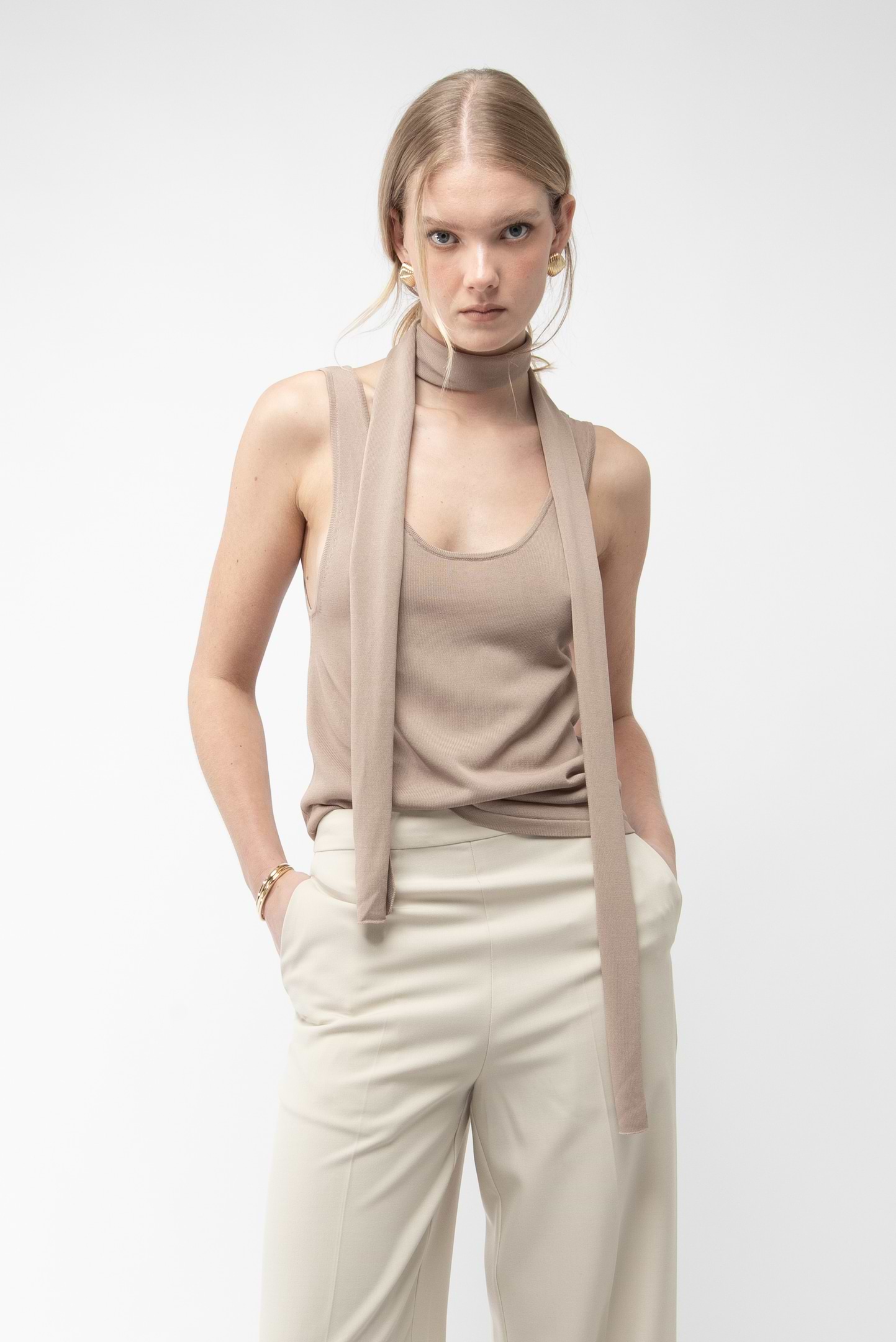 トップス Andmary Shayla ribbon tops beige ANDMARY】Shayla ribbon tops