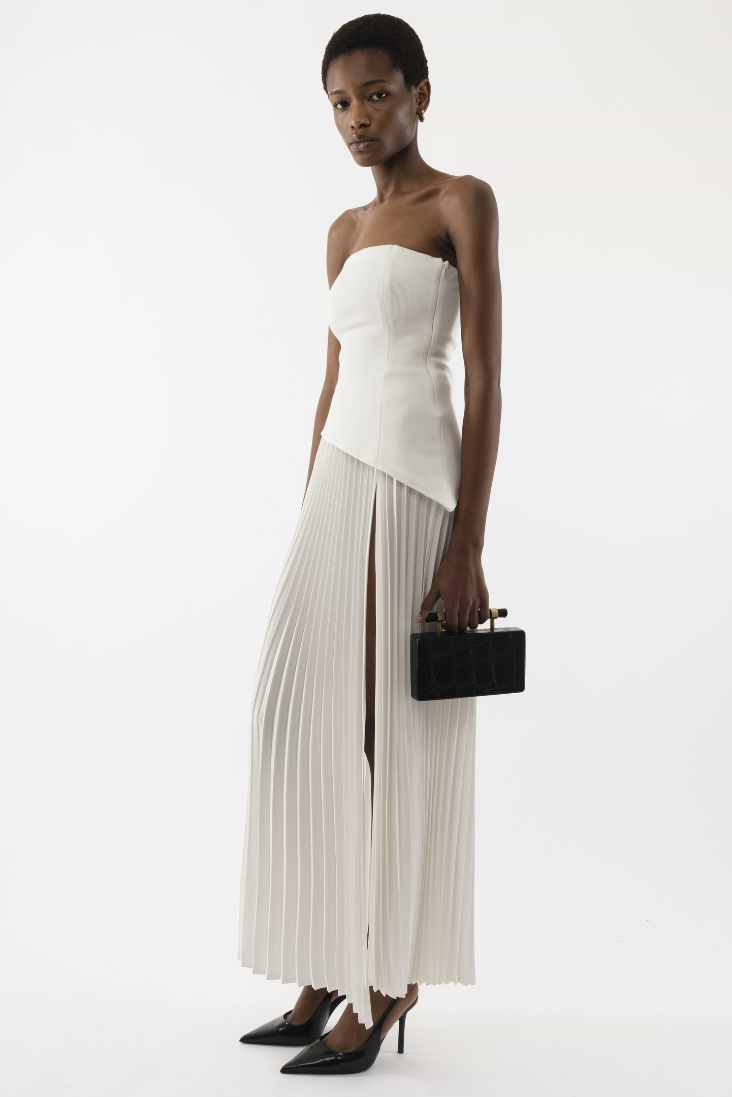 Pleated Slit Dress - Arakii