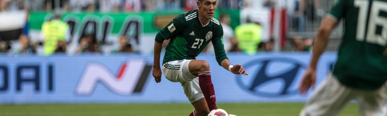 edson-alvarez-jugador-mexicano Ajax