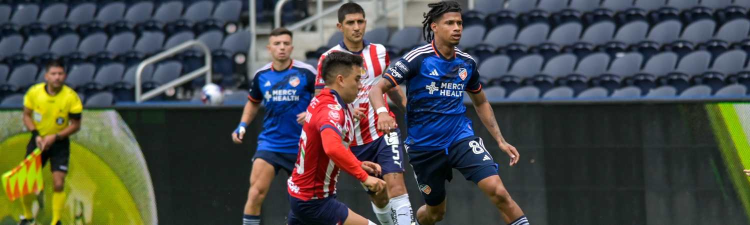 Memo Martinez se decanta por Chivas