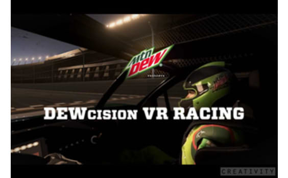 US発★NASCARのカーレースをVR体験　マウンテンデューが実現