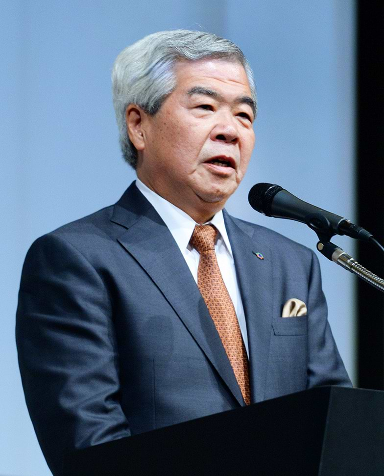 内田優氏