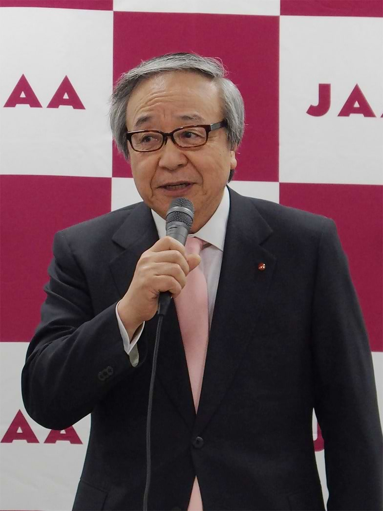 第59回定時総会で第9代理事長に就任した伊藤雅俊氏（味の素会長）