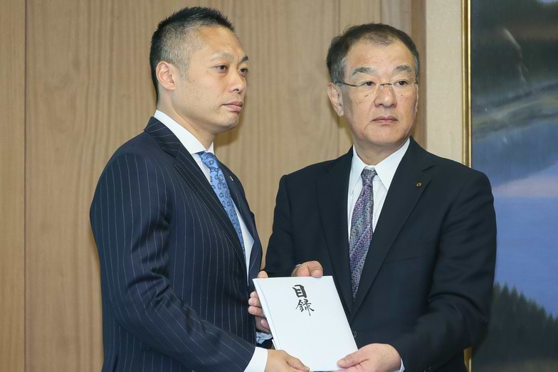 加藤社長（左）と田嶋副知事