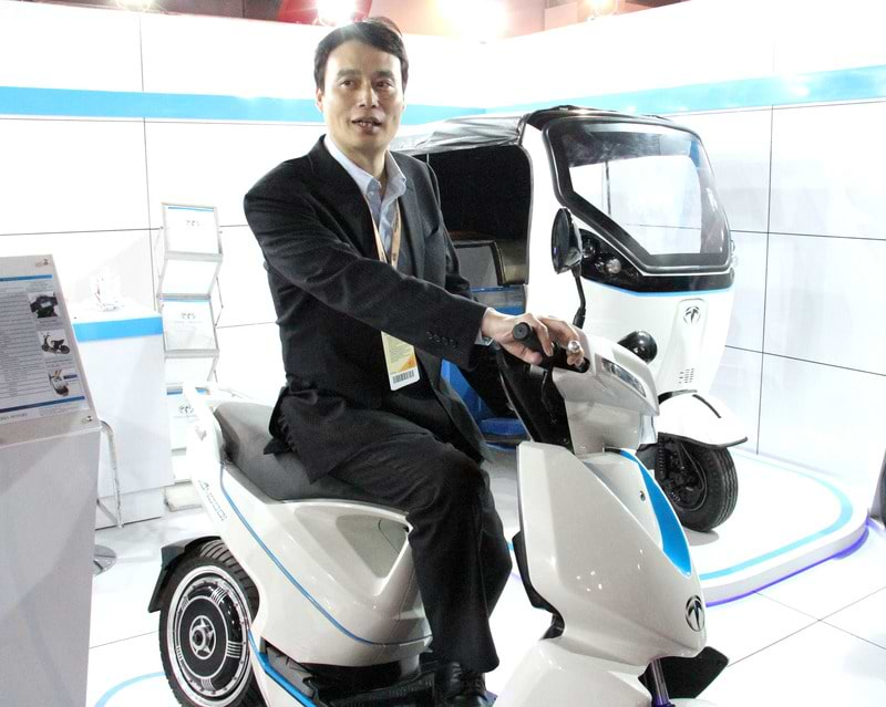 「インドに電動二輪車を根付かせたい」 と語るテラモーターズの徳重社長