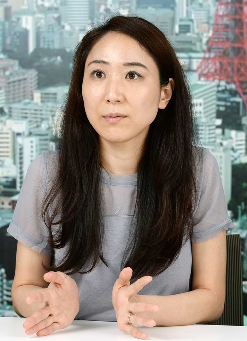 秋山有子 氏