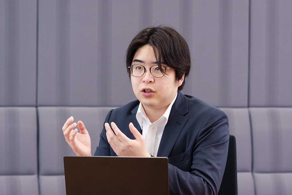藤田航平氏