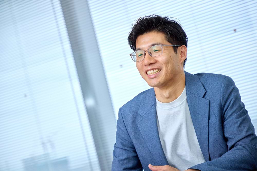 小島氏