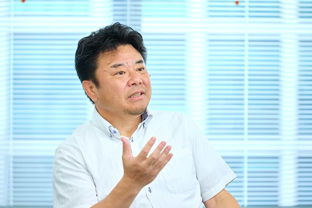 谷氏