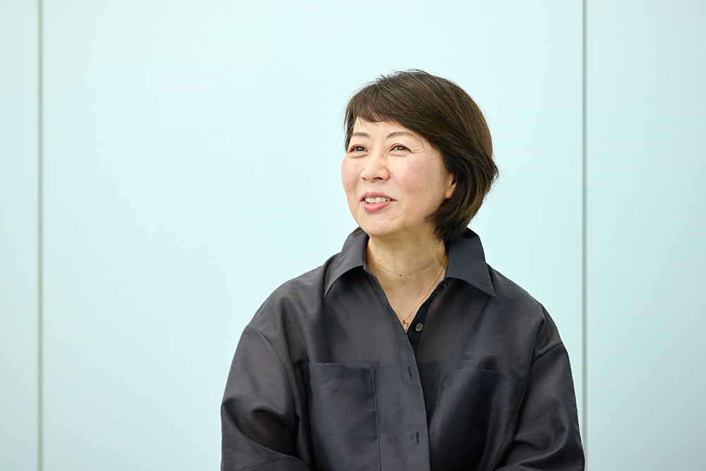 関島氏