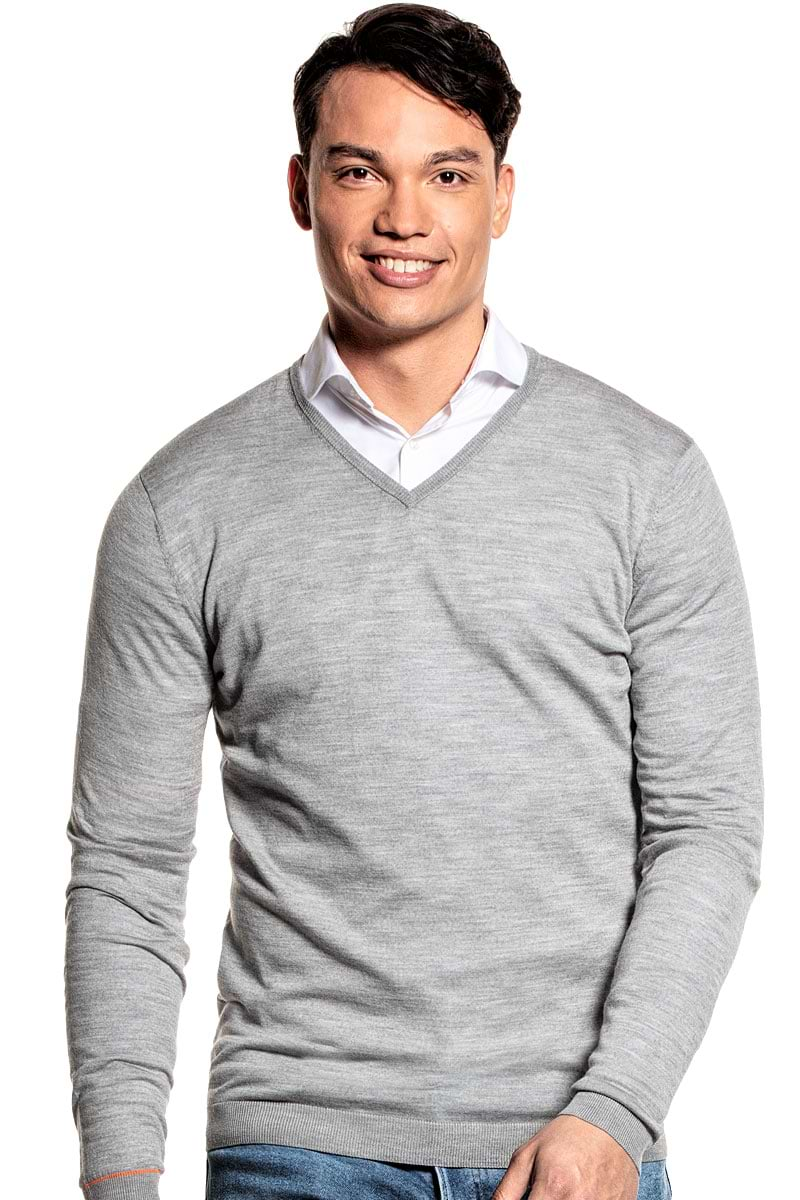 Extra long V Neck sweater for men made of Merino wool in Grey