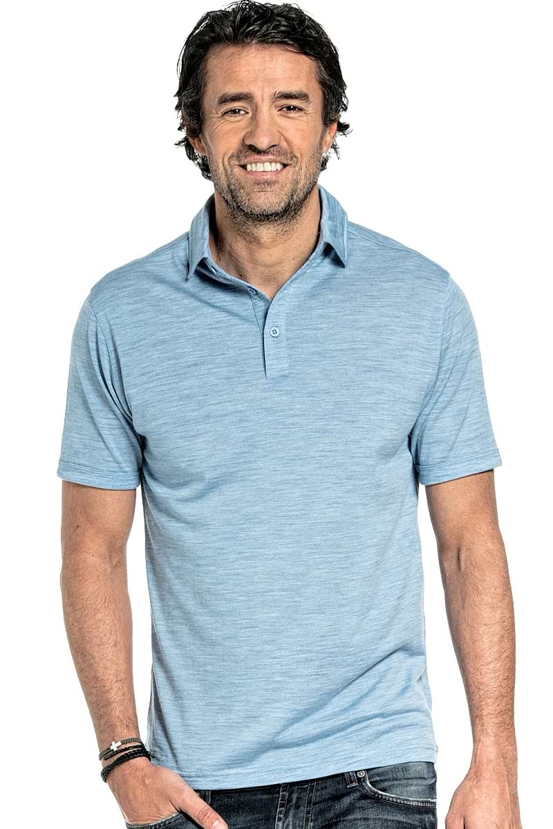 Poloshirt voor mannen gemaakt van merinowol in het Lichtblauw