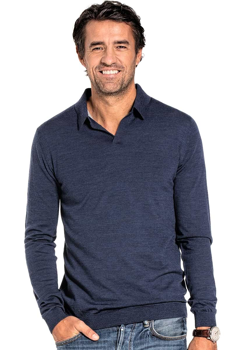 Polo long sleeve without buttons for men made of Merino wool in Blue