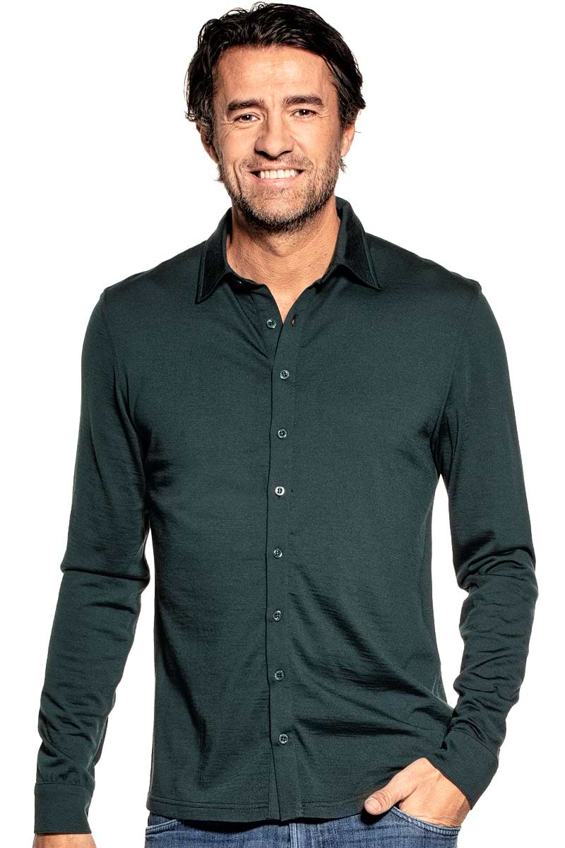 Dress shirt for men made of Merino wool in Dark green