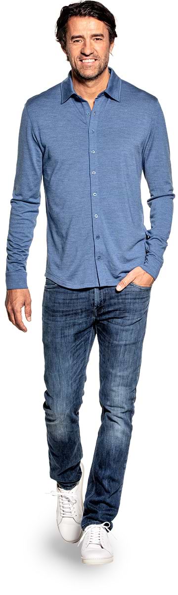 Shirt Button Up voor mannen gemaakt van merinowol in het Helderblauw
