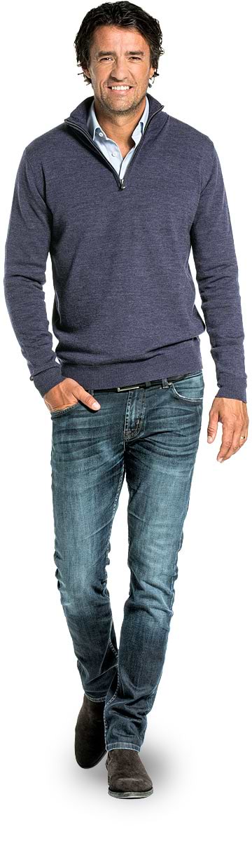 Half zip sweater for men made of Merino wool in Purple
