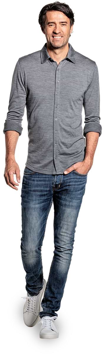 Overhemd voor mannen gemaakt van merinowol in het Grijs