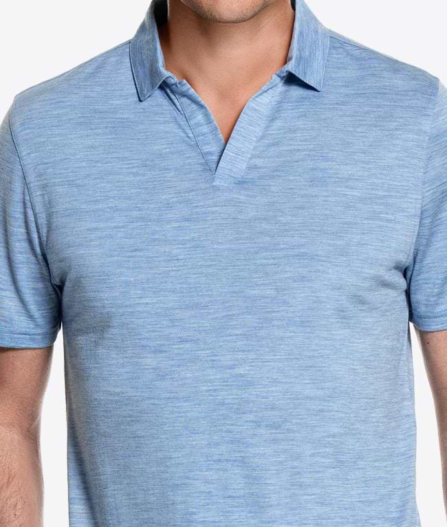 Foto van Joe's nieuwe polo zonder knopen